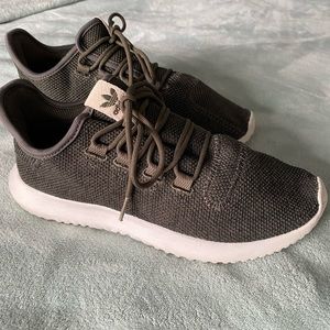 Adidas Olive Green/Pink Runners